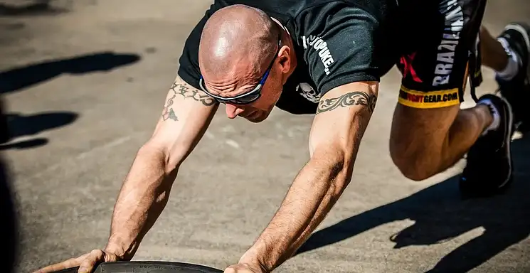 Trening funkcjonalny: Kompletny przewodnik po sprawności i z